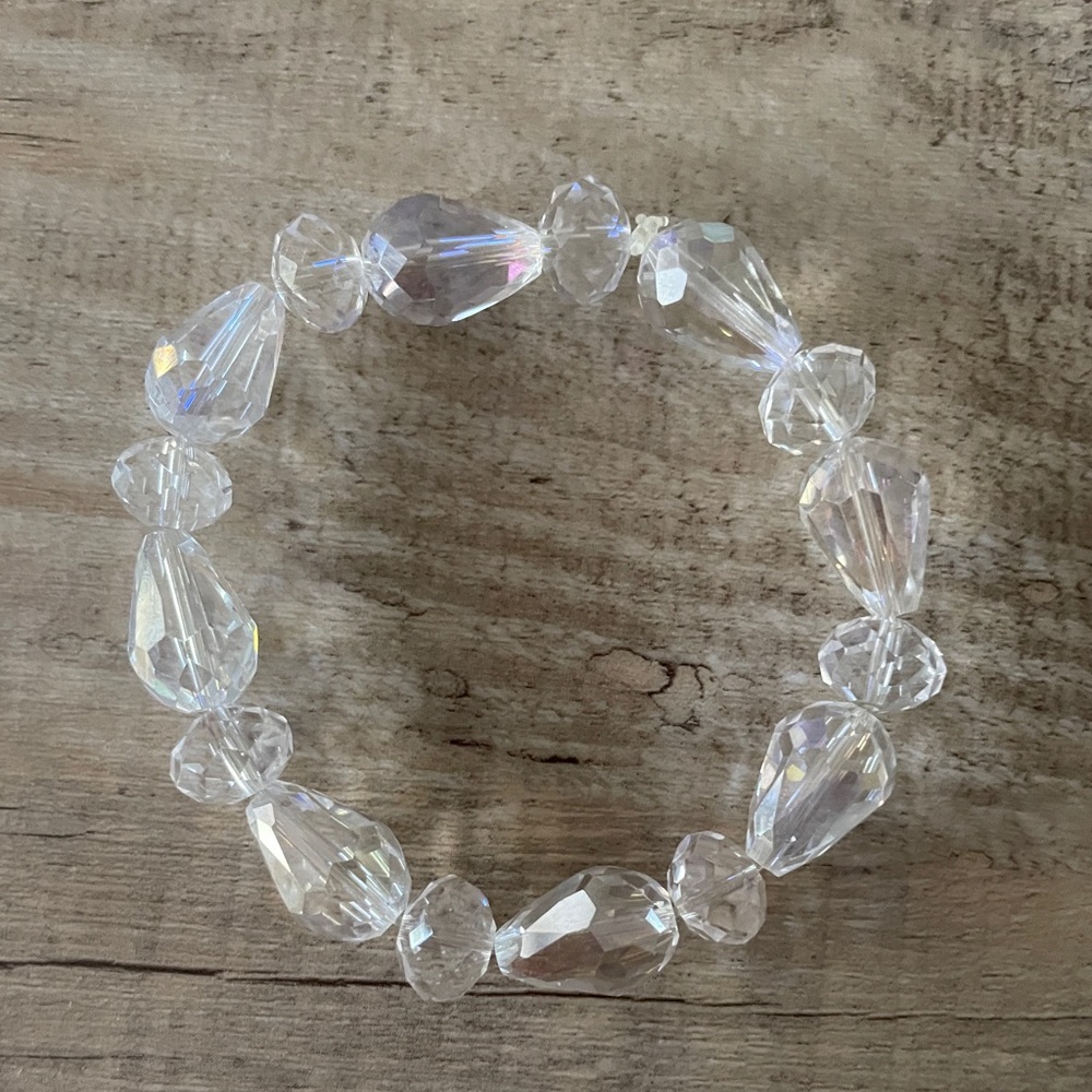 ✨💎SWAROVSKI CRYSTAL ELEMENTS 💎✨ AURORA BOREALIS STRETCH BRACELET 🫧